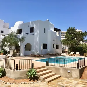 https://chalet-torralba.ibizaislandhotels.net